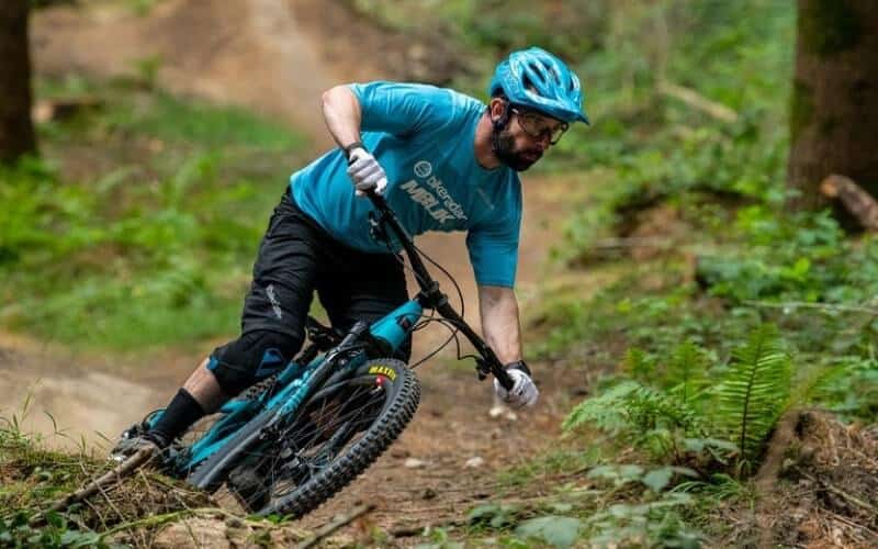 7 Best Beginner Mountain Bike Tips To Take Your Riding To The Next ...